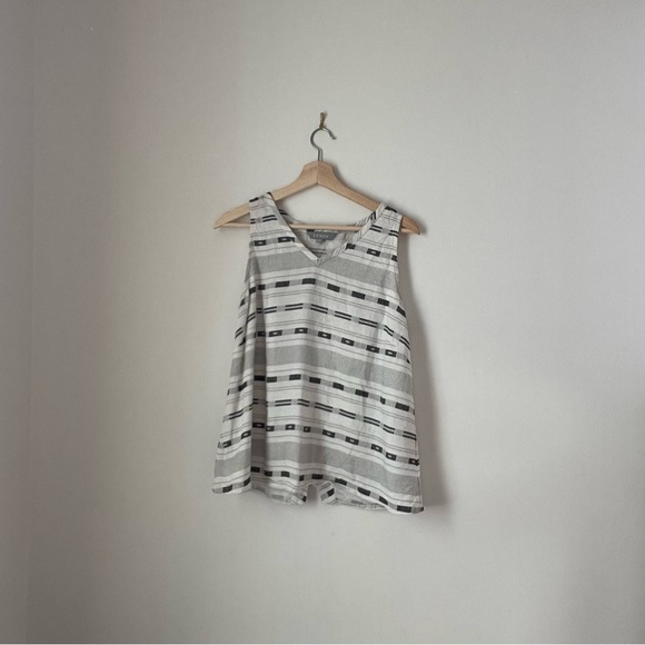 Linen tank - Picture 3 of 5